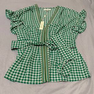 NWT Max Studio Blouse Green and White Floral Size Small